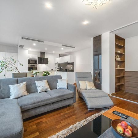 Revon Business Apartment 48 Dunajska Bratislava Ngoại thất bức ảnh