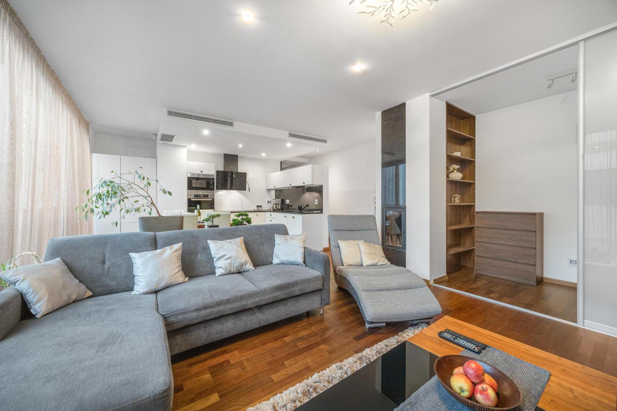 Revon Business Apartment 48 Dunajska Bratislava Ngoại thất bức ảnh